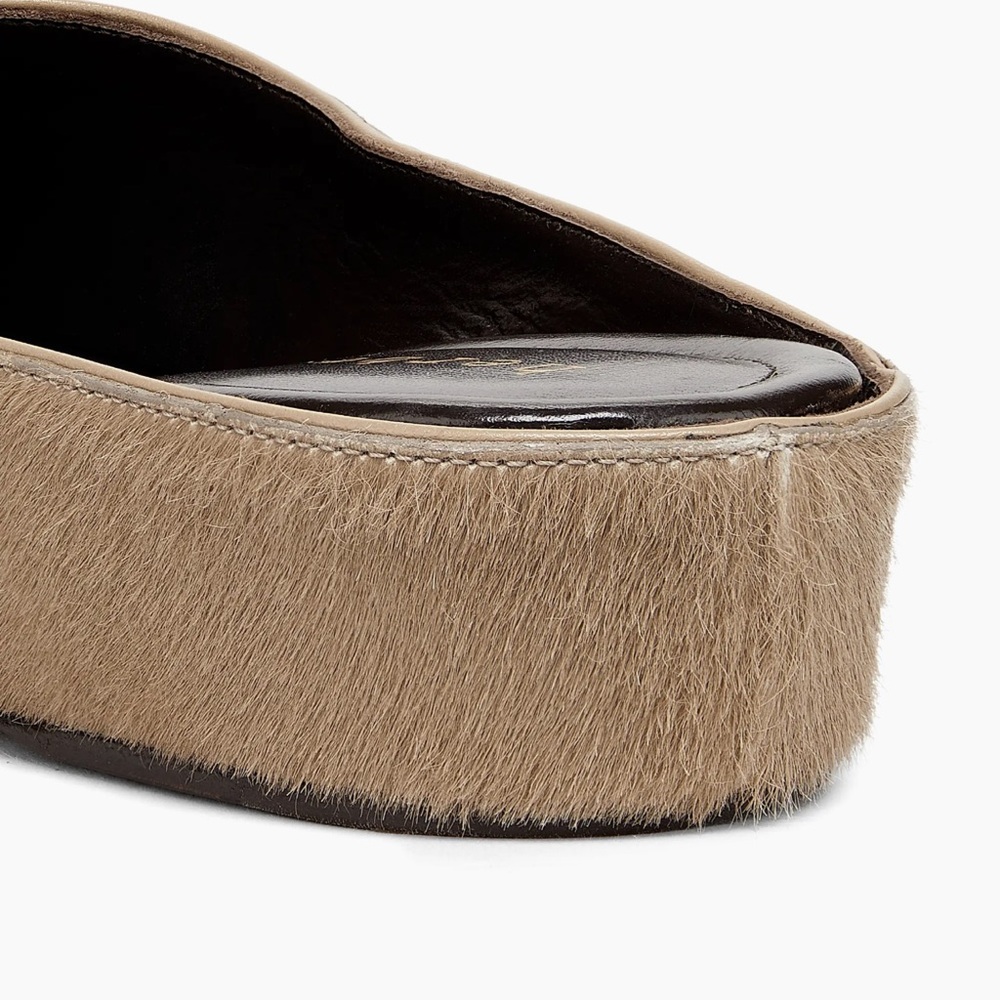 Chic Tan Mules with Gold Detail - Picture 5 of 6